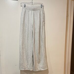 Hollister Women's Light Gray Wide-Leg Joggers
